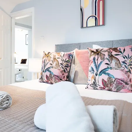 Waimea - Sea Views South Bay Free Parking Apartment