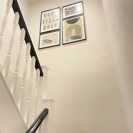 Waimea - Sea Views South Bay Free Parking *