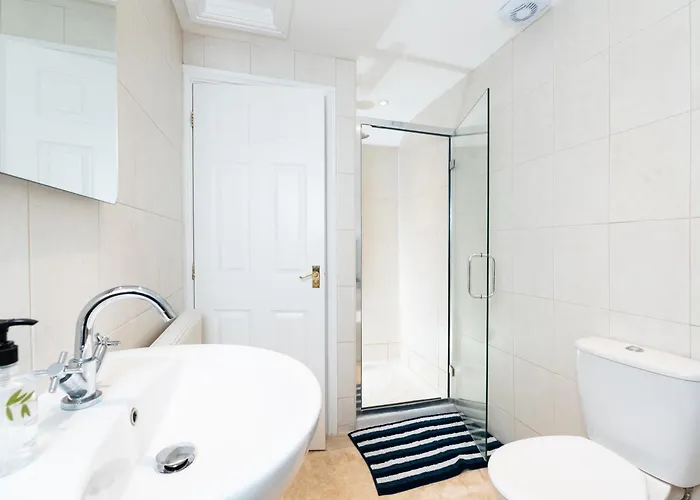 Waimea - Sea Views South Bay Free Parking Apartment